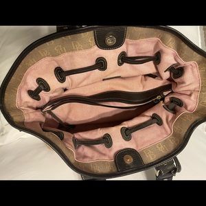 Gently Loved Downey & Burke